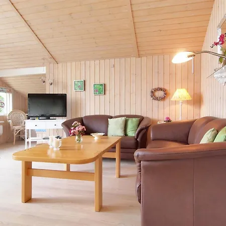 Hébergement de vacances Lilia - 900m From The Sea By Interhome